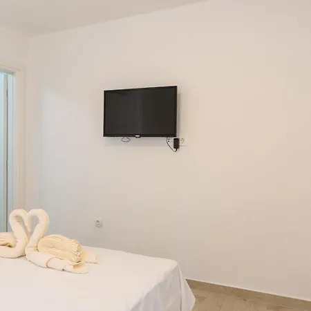Porat Apartment *